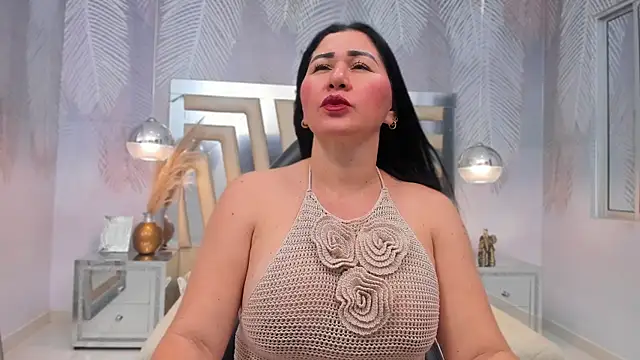 Layla palmer online show from February 2025 11:20:01 PM