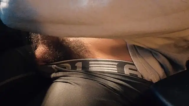 strongdude212 online show from May 2026 09:04:01 AM