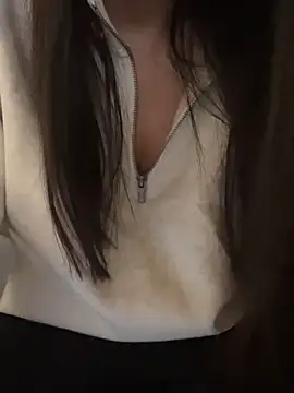 Snapshot of ruru-3 chatting on February 2025 01:34:01 AM ruru-3 online show from February 2025 01:34:01 AM