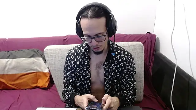 cholitohermoso online show from July 2026 02:44:01 PM