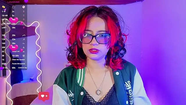 Snapshot of kristen_tay chatting on October 2025 03:29:02 AM kristen tay online show from October 2025 03:29:02 AM