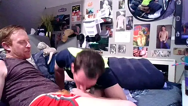 Sk00byJaXxX212 online show from October 2025 11:49:02 PM