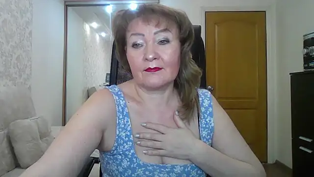 Victoria secrets  online show from February 2025 07:03:01 AM