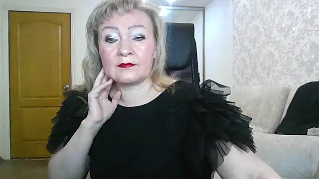 Victoria secrets  online show from November 2025 04:11:02 AM