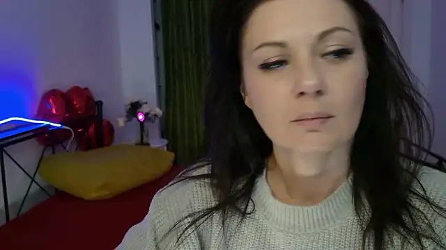 RaileReed online show from April 2026 12:42:01 PM