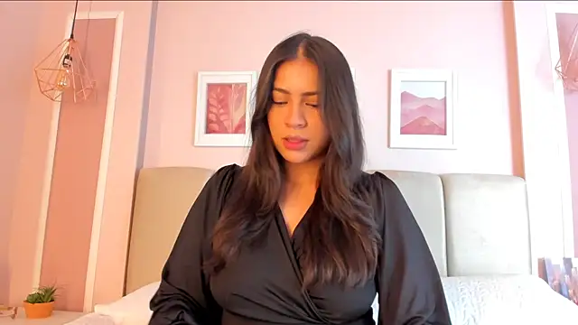 Annie rhoades online show from December 2025 12:44:02 PM