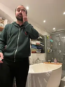 morfeoX online show from February 2025 09:00:01 PM