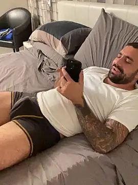 morfeoX online show from October 2025 10:53:02 PM