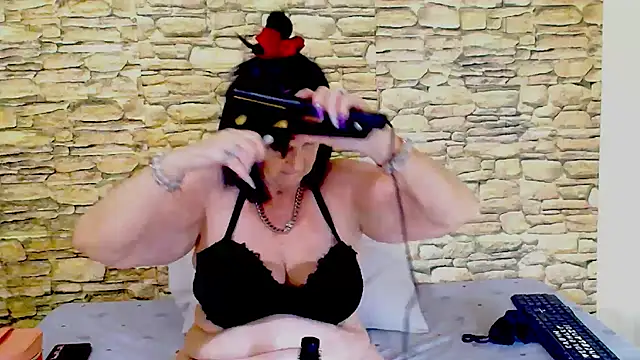 LuciousGrace online show from January 2026 05:38:02 PM