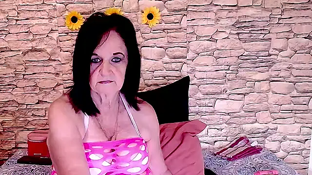 Snapshot of LuciousGrace chatting on March 2026 04:58:01 AM LuciousGrace online show from March 2026 04:58:01 AM