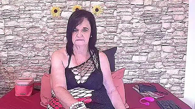 Snapshot of LuciousGrace chatting on March 2026 04:52:01 AM LuciousGrace online show from March 2026 04:52:01 AM