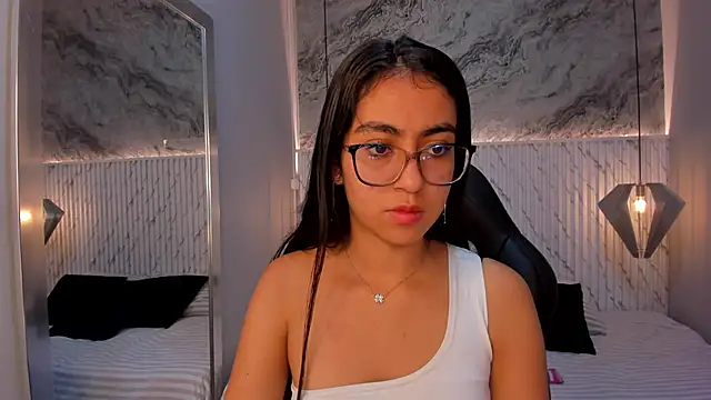 Snapshot of lucelly_15 chatting on March 2025 11:41:01 AM lucelly 15 online show from March 2025 11:41:01 AM