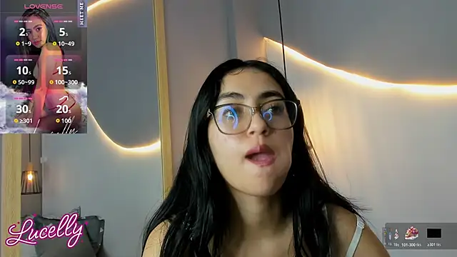 Snapshot of lucelly_15 chatting on October 2025 11:44:02 AM lucelly 15 online show from October 2025 11:44:02 AM