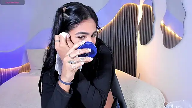 Lana Starlett online show from December 2025 04:07:02 AM