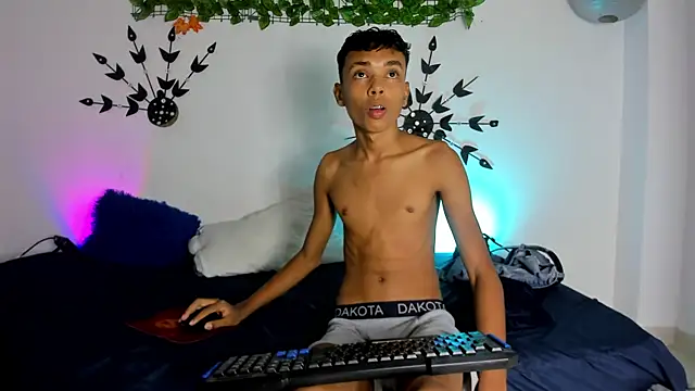 Snapshot of Calvin_Ford chatting on February 2025 01:54:02 AM Calvin Ford online show from February 2025 01:54:02 AM