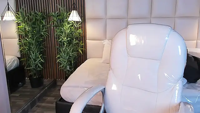 Snapshot of MelanieHillss chatting on March 2026 04:02:02 AM MelanieHillss online show from March 2026 04:02:02 AM