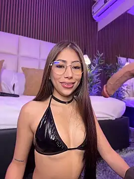 Snapshot of MelanieHillss chatting on May 2026 10:36:01 AM MelanieHillss online show from May 2026 10:36:01 AM