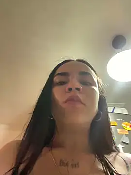 Snapshot of Naatalia chatting on February 2025 03:31:02 AM Naatalia online show from February 2025 03:31:02 AM