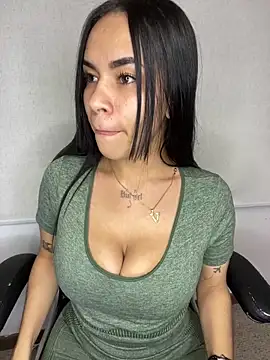 Snapshot of Naatalia chatting on February 2025 12:25:01 AM Naatalia online show from February 2025 12:25:01 AM