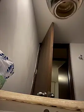 Snapshot of Naatalia chatting on April 2026 11:37:02 PM Naatalia online show from April 2026 11:37:02 PM