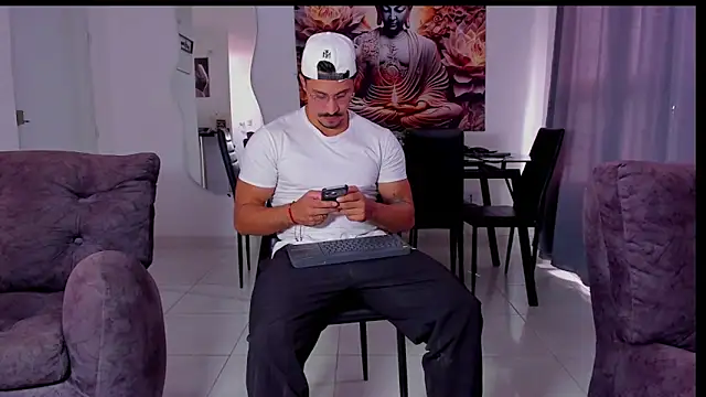 Valentino Dosantos  online show from February 2026 08:25:02 PM