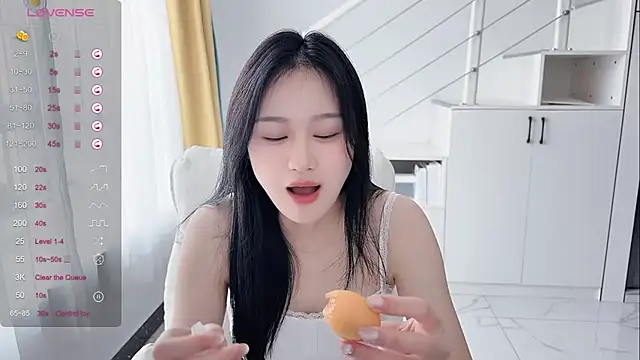 Snapshot of Cassie-20 chatting on March 2025 03:18:02 AM Cassie-20 online show from March 2025 03:18:02 AM