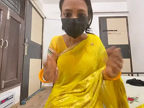 Snapshot of aliya_bhatt chatting on September 2025 10:54:01 PM aliya bhatt online show from September 2025 10:54:01 PM