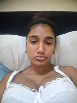 Snapshot of indianpink_lips chatting on November 2025 11:33:02 AM indianpink lips online show from November 2025 11:33:02 AM