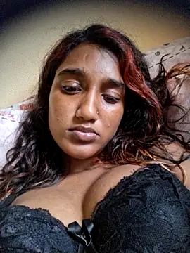 Snapshot of indianpink_lips chatting on February 2026 04:05:02 PM indianpink lips online show from February 2026 04:05:02 PM