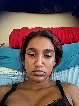 Snapshot of indianpink_lips chatting on February 2026 12:32:02 PM indianpink lips online show from February 2026 12:32:02 PM