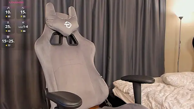 Snapshot of GentleMiss chatting on March 2025 07:15:01 AM GentleMiss online show from March 2025 07:15:01 AM