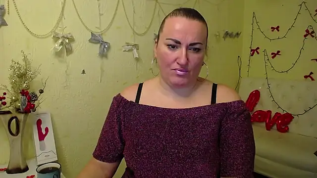 DianaMGG online show from January 2026 06:40:01 AM