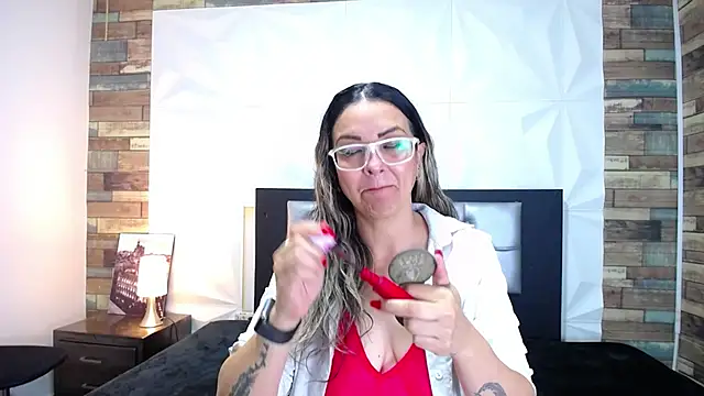 Azaahara  online show from March 2025 10:57:02 AM