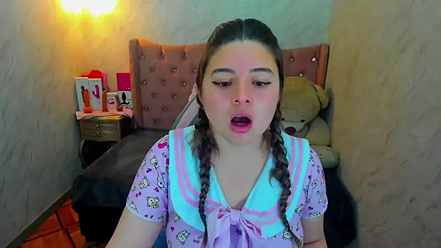 Lianngrace online show from September 2025 01:54:02 PM