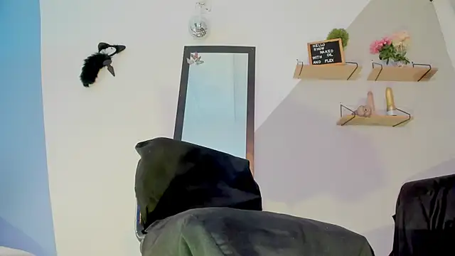 Aria fitness online show from November 2025 01:11:01 PM