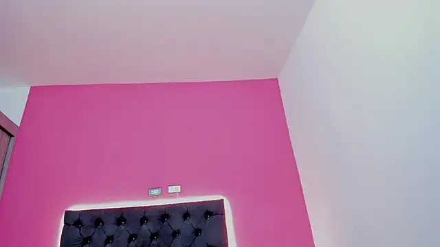 ZahraRose online show from November 2025 09:31:01 PM