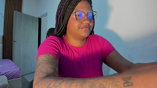 ZahraRose online show from December 2025 08:04:02 PM