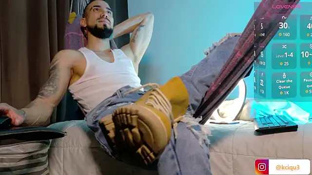 Snapshot of K_cique chatting on February 2026 02:37:02 AM K cique online show from February 2026 02:37:02 AM