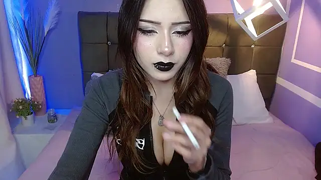 Snapshot of fyreandfox_ chatting on January 2026 07:45:01 PM fyreandfox online show from January 2026 07:45:01 PM