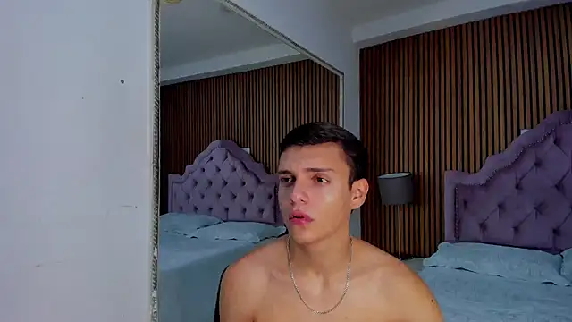 JacobRoberts1 online show from September 2025 02:29:02 PM