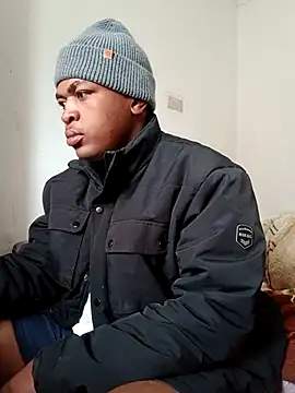 Snapshot of bosszonke123 chatting on April 2026 09:45:01 AM bosszonke123 online show from April 2026 09:45:01 AM