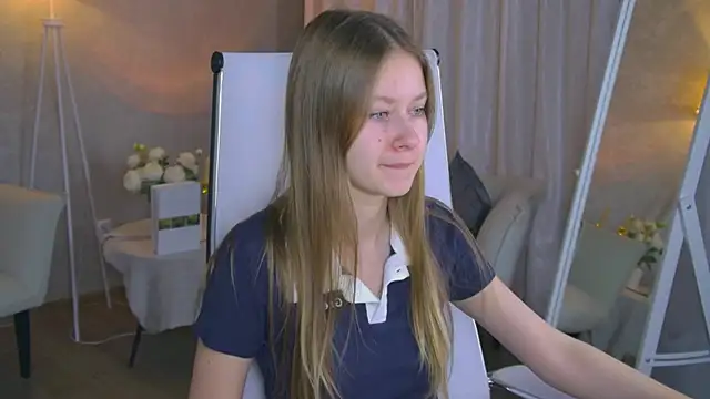 EveMundie online show from February 2026 06:40:01 AM