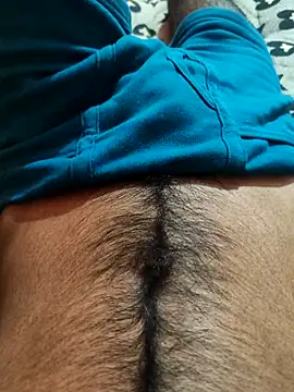 Snapshot of cocktony chatting on December 2025 01:06:01 PM cocktony online show from December 2025 01:06:01 PM