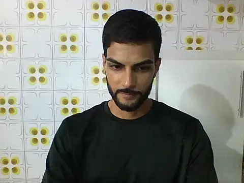 Gabrielteixeira120 online show from May 2026 07:30:01 PM