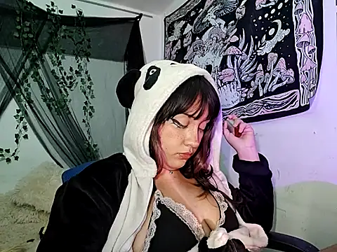 blue katt online show from March 2025 08:28:02 AM