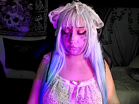 blue katt online show from September 2025 10:57:02 PM