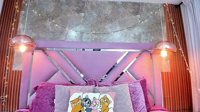 EmmaSulivan online show from November 2025 11:08:02 AM