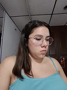 EmmaSulivan online show from May 2026 10:17:01 PM
