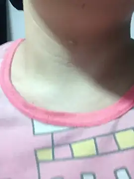 EmmaSulivan online show from May 2026 10:19:02 AM