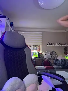 Snapshot of sexymelli18 chatting on September 2025 05:13:01 PM sexymelli18 online show from September 2025 05:13:01 PM